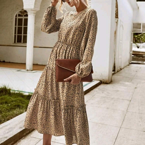 NEW All Over Print Dress - Picture 4 of 8